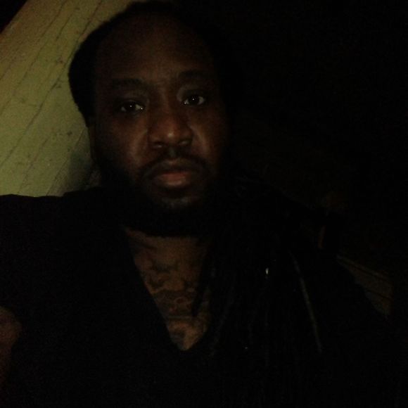 Meet your Posher, Darryl - Picture 1 of 1